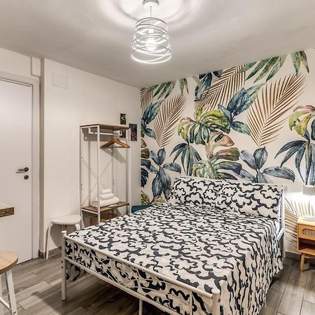 La Pieza Hotel Bari Luaran gambar